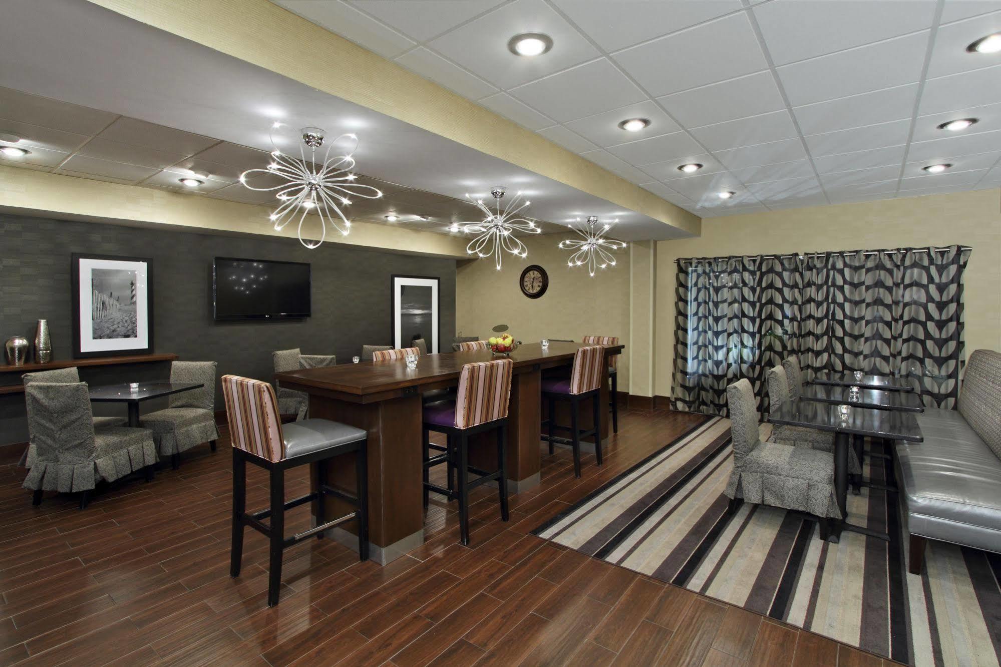 Hampton Inn Ashtabula Austinburg Eksteriør bilde