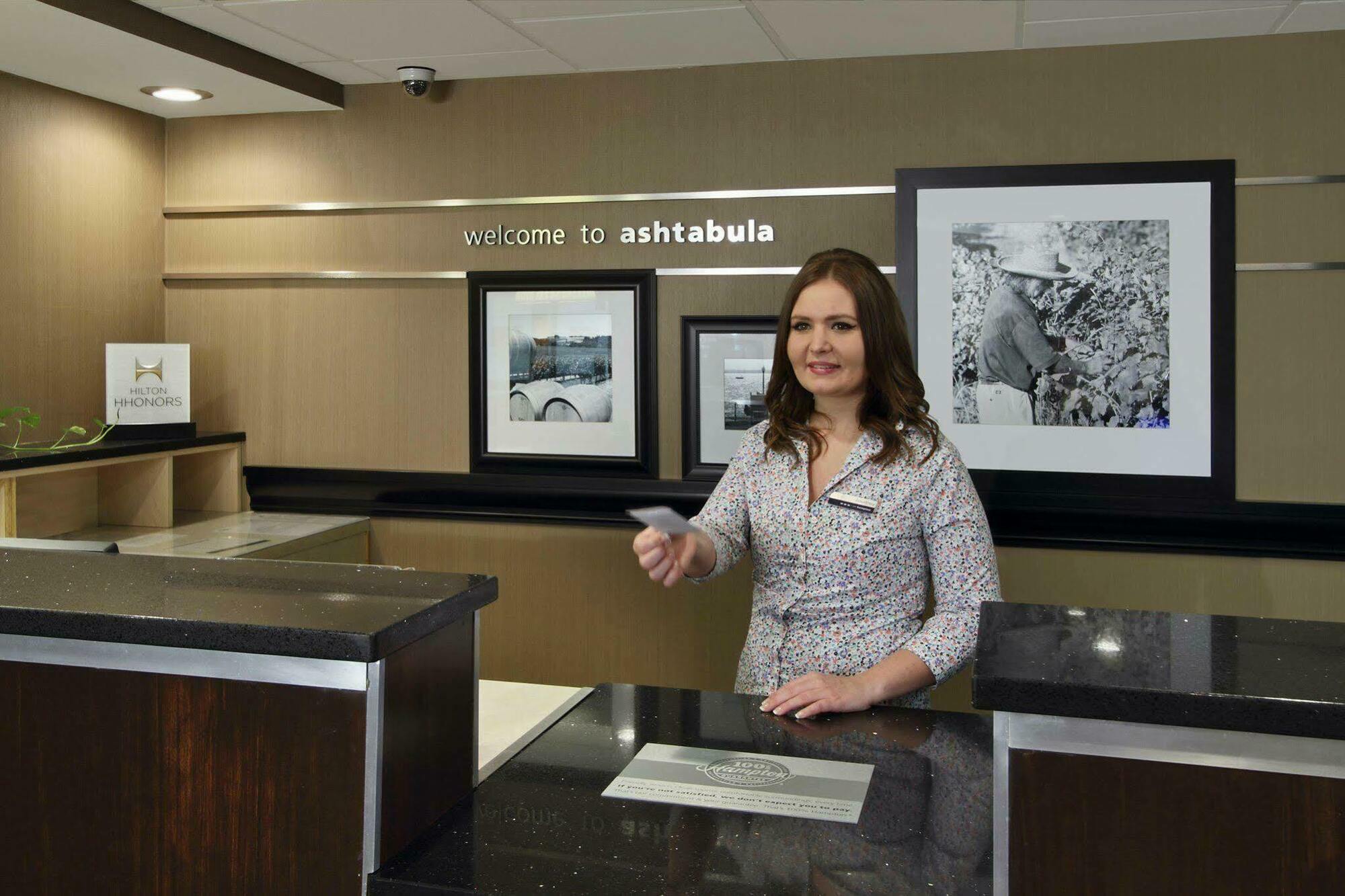 Hampton Inn Ashtabula Austinburg Eksteriør bilde